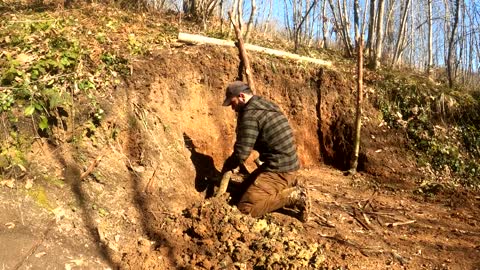 How to Build a DIY Survival Tiny House - Winter Camping - Bushcraft Skills