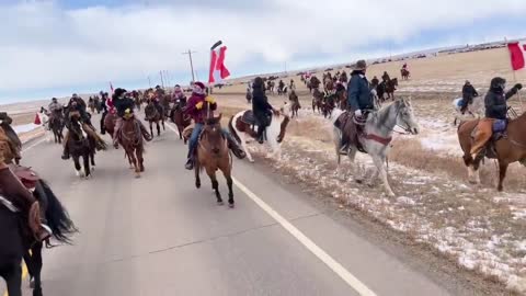 Canada, 300 cawboys arrived in Coutts to support the protest of truckers and farmers