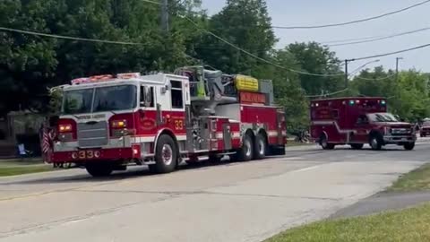 Breaking: Mass Shooting Reported at a 4th of July Parade in Wealthy Chicago Suburb