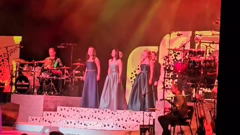 Is Sinne Mná na hÉireann Celtic Woman 20th Anniversary Tour