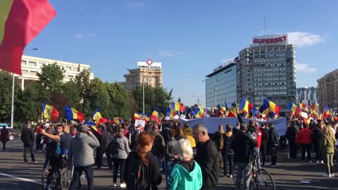 Bucharest anti-marxism Protest - Turned out 20.000 pers!