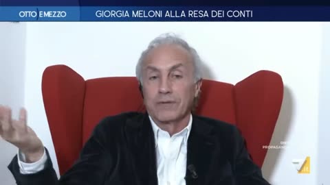 Marco Travaglio in tv sul governo di Lady Aspen Giorgia Meloni:Sono dei sovranisti a sovranità limitata,ma soprattutto sono dei ladri,corrotti e incapaci. MERDALIA💩UN PAESE DI MERDA COMPOSTO DA POLITICI SERVI E SCHIAVI DEI LORO PADRONI BANCHIERI