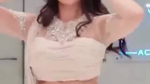 Nora fatehi actress new song 💃 dance