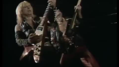 Judas Priest - Breaking The Law | (Live Vengeance '82)