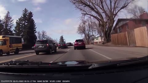 The Chaotic Dash: A Wild Scene Unfolds dash cam