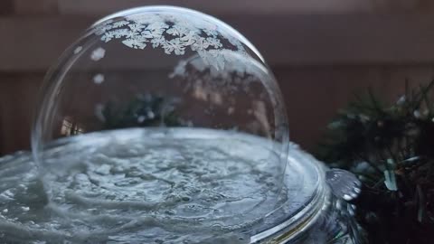 Unique Patterns Spreads Throughout a Freezing Bubble in -10 Degrees Before It Pops