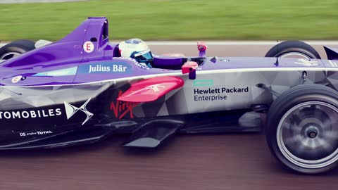 Driving The New DS Virgin Racing Car On A Wet Race Track!