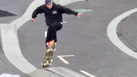 Ryan Sheckler _ Smooth Moves