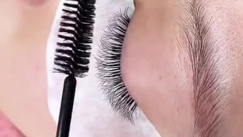 Natural lashes set with 4D premade fans, also can make wispy