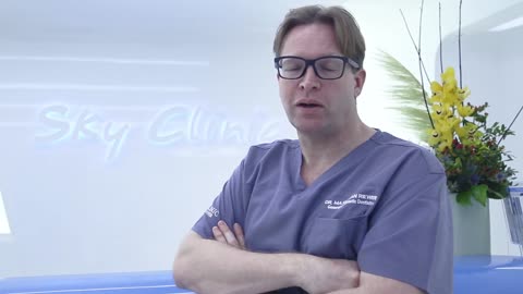 German Dentist in Dubai - Dr. Maximilian Riewer - Sky Dental