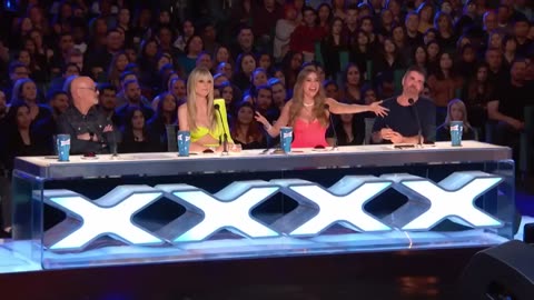 BEATBOXING pro gets Ant _ Dec_s GOLDEN BUZZER_ _ Auditions _ BGT 2023