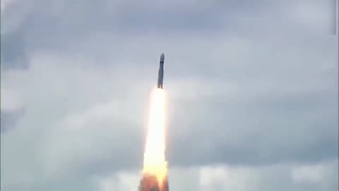 India successfully launches rocket for moon mission