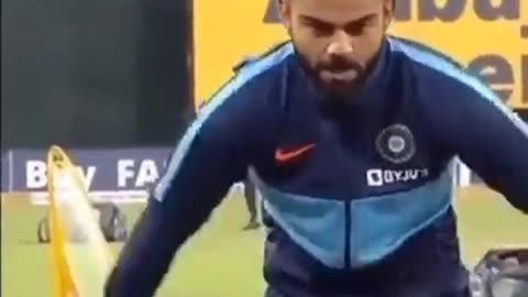 Virat Kohli Virat Kohli mimikari to harbhajan singh