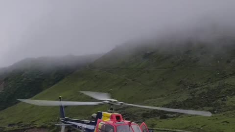 helicopter land in dangerous place