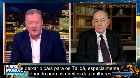 John Mearsheimer passeia classe em resposta a Piers Morgan