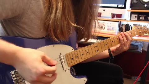 How To Play Two String Arpeggios Up The Fretboard