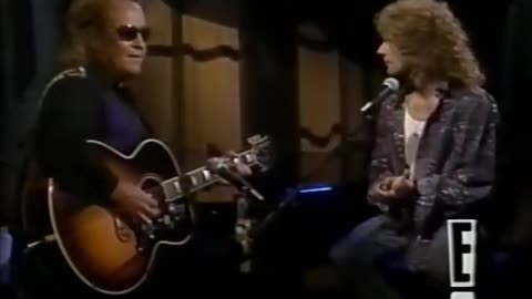 Mick Jones and Lou Gramm going acoustic