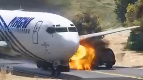 Boeing 737 crashes into mountain,and make emergency landing on busy highway