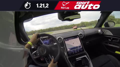 Mercedes-AMG SL63 4Matic+_ Hot Lap Anneau du Rhin _ sport auto