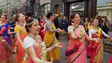 Hare -krishna -Best -kirtan- Bhjan