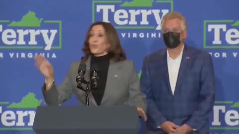 Kamala Tries to Pull a "Trump" and Rev Up the Crowd