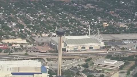 Safety hazard at Tower of the Americas