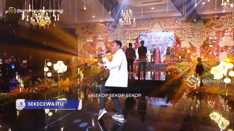 PONIDI - SEKECEWA ITU - LIVE PERFORMANCE - SYMPHONY ENTERTAINMENT