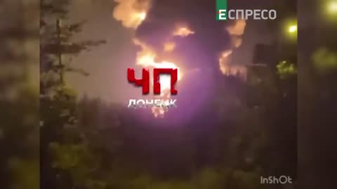 Explosions and white nights in Donetsk: the oil depot burns very brightly