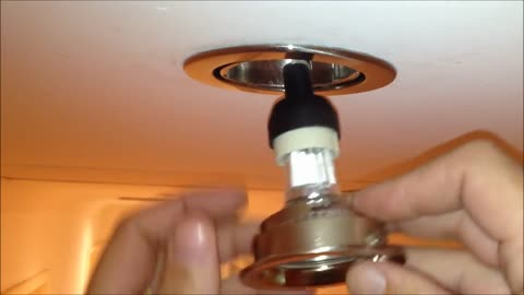 How To Replace A 240 Volt Halogen Downlight Globe