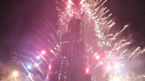 🎆✨ Capturing the Magic: Up Close and Personal with Burj Khalifa Fireworks 2024! 🌃📸