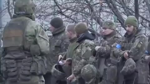 Russian fighters once again successfully captured Ukrainian servicemen in mariupol