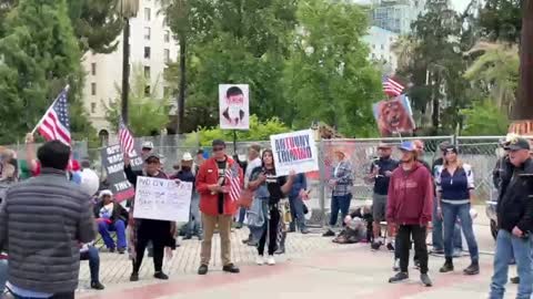 The People's Convoy- Sacramento - V is for Vaccine 4/19/2022