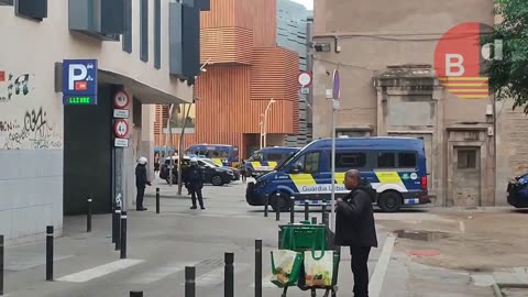 Fuerte dispositivo policial para desalojar el espacio 'La Tancada'