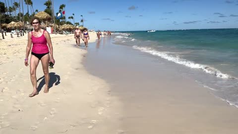 Beach beauty 😍