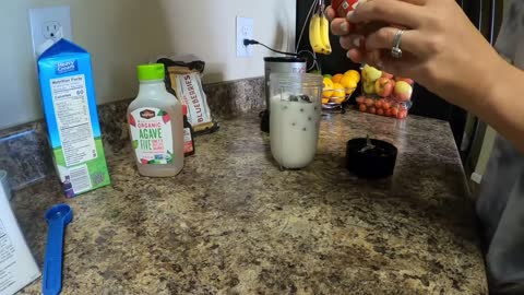 KETO SMOOTHIES/EASY KETO SMOOTHIES FOR BEGINNERS!