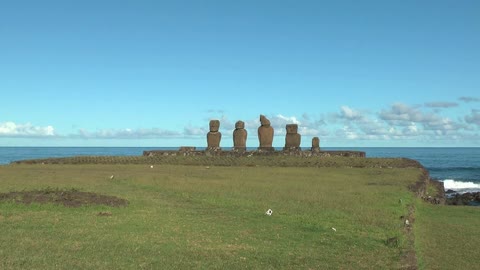 Easter Island Ahu Vai Ure moai group zoom out 10b