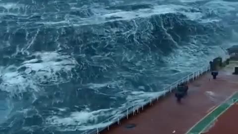 Ship sailing in rough weather|rough weather at sea| huge waves very rough sea