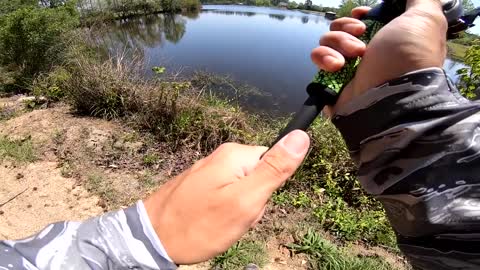 Catching BIG Bass on BIG Jigs (Pond Fishing)