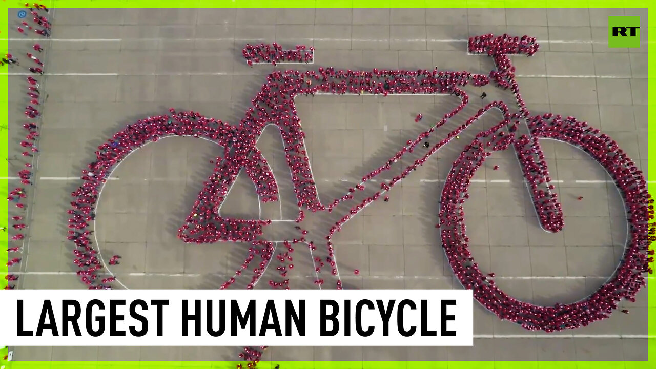 Largest human bicycle breaks Guinness record in Chile