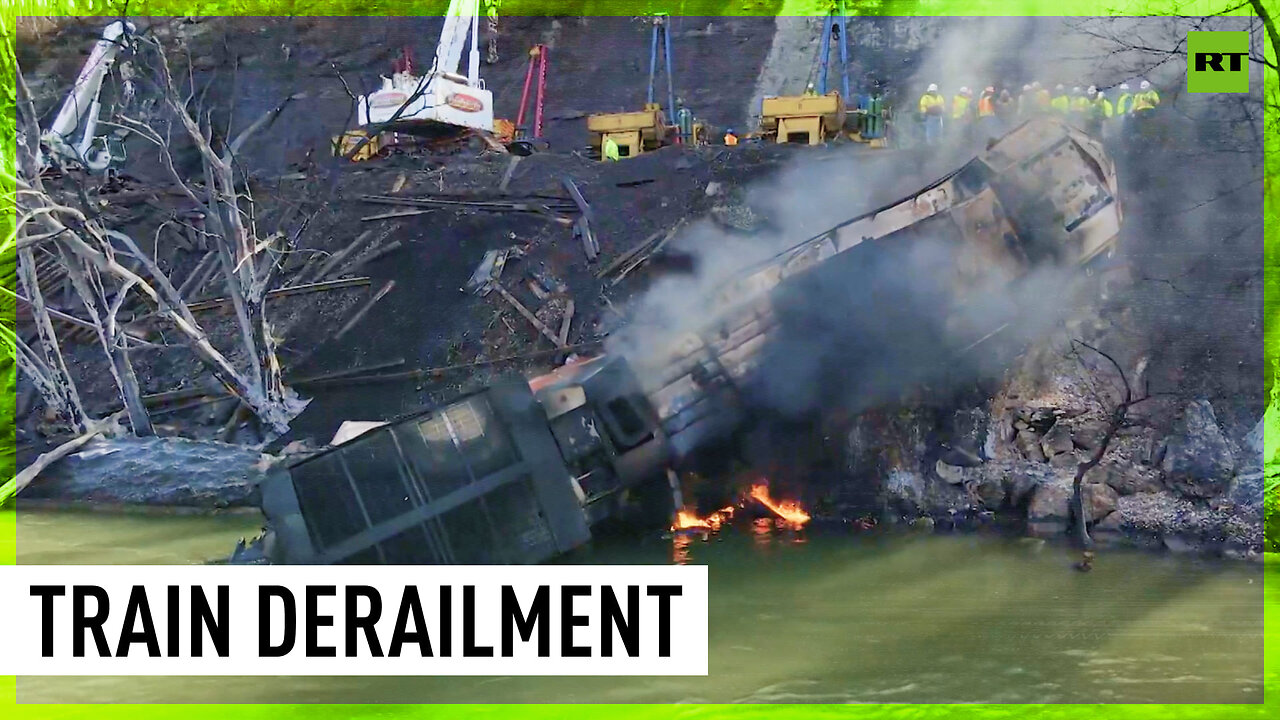 West Virginia train derailment spills fuel & injures three people