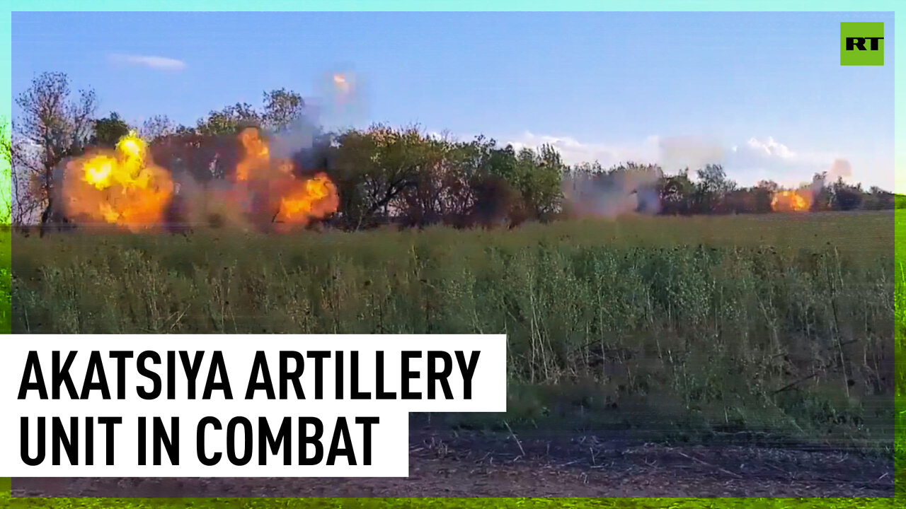 Russian self-propelled howitzer strikes Ukrainian army positions