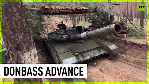 Russian tanks play a pivotal role in the army's advance in Lugansk