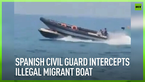 Spanish Civil Guard intercepts illegal migrant boat