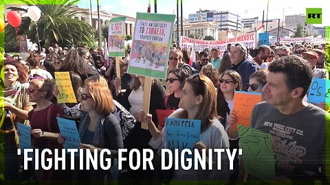 Hundreds march in Athens: Greek teachers demand better conditions