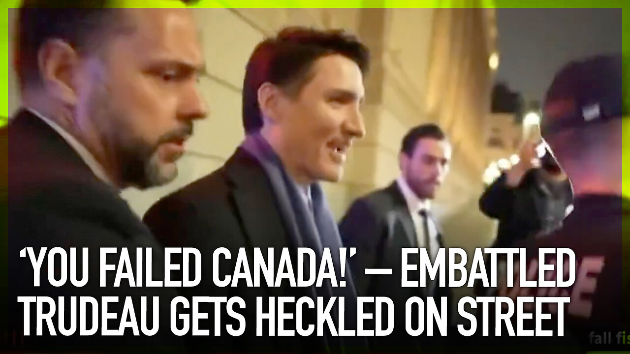 ‘You failed Canada!’ – Embattled Trudeau gets heckled on street