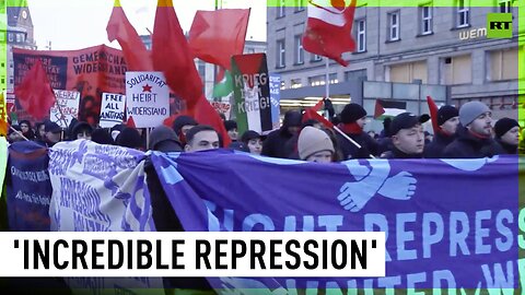 Mass rally in Hamburg over arrest of anti-G20 protesters