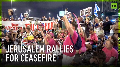 Protesters gather in Jerusalem demanding Gaza ceasefire