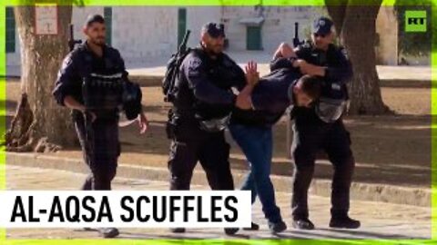 Scuffles erupt near Al-Aqsa mosque as Israelis mark Jewish New Year