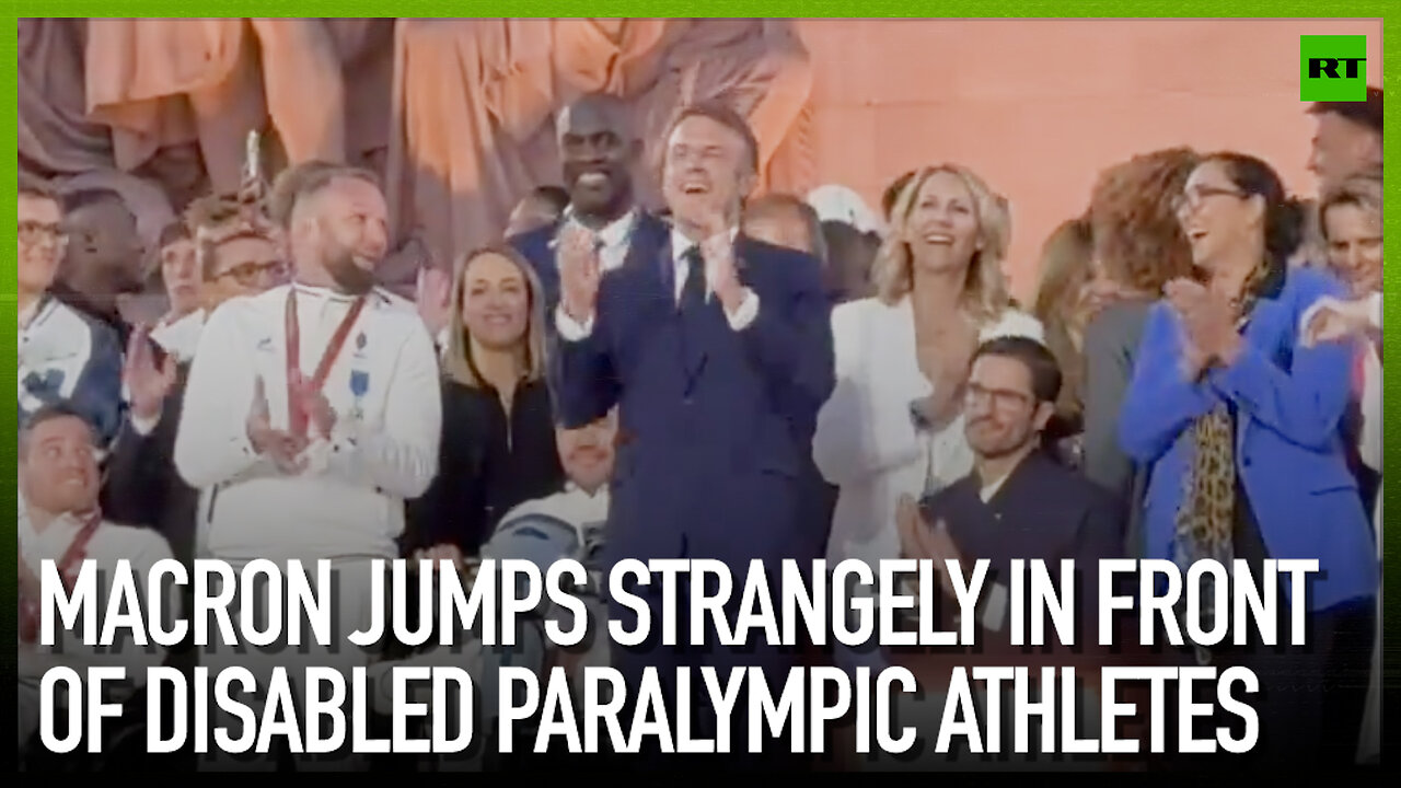 Macron jumps strangely in front of disabled Paralympic athletes