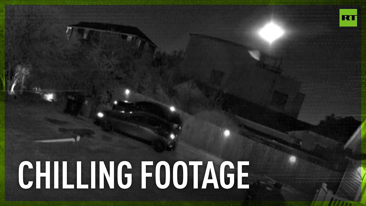 Deadly helicopter crash into Houston radio tower caught on security camera
